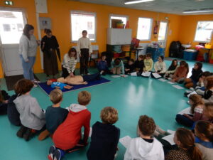 Les CM2 apprennent à porter secours